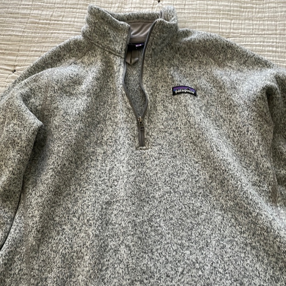 Great shape Womens Patagonia sweater size medium